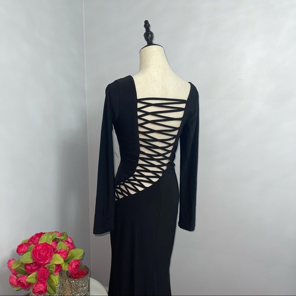 # Windsor All Black Stretchy Long Sleeves Revealing Back & Side With Straps NWT - Picture 7 of 16